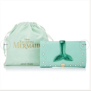 SPECTRUM X DISNEY ARIEL 12 PIECE BRUSH SET AND ROLL